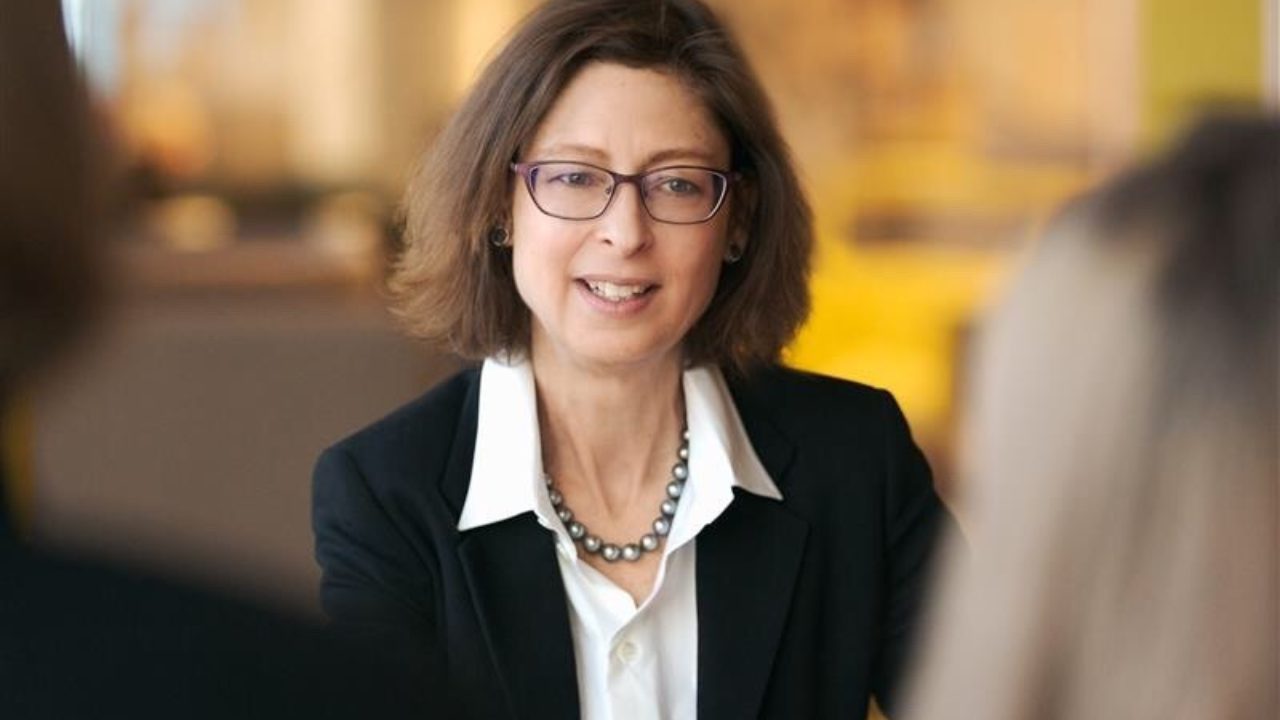 American Billionaire Entrepreneur Abigail Johnson S Inspiring Success Story Millionaire 101